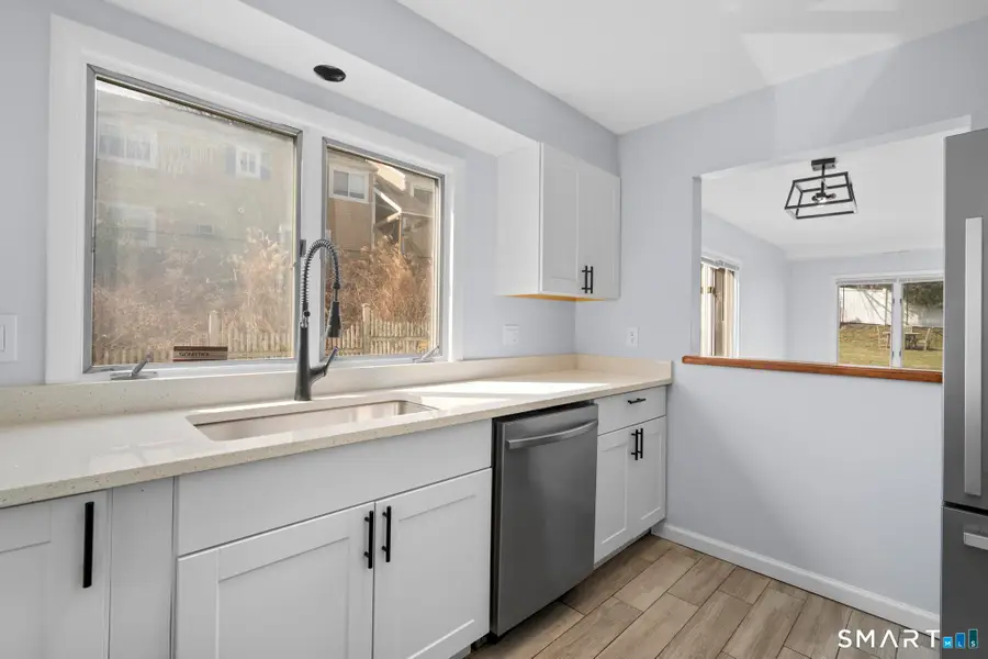 115 Flax Hill Road #APT 6, Norwalk, CT 06854 - #3