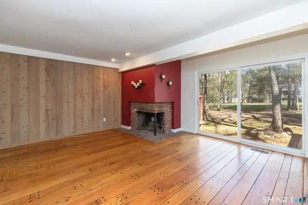 23 Lower Commons #23, Woodbury, CT 06798