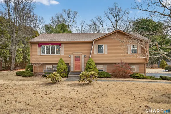 99 Dayton Road, Waterford, CT 06385