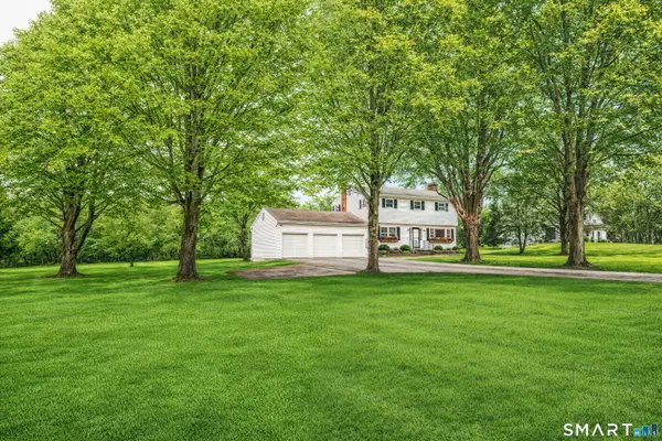 408 Hut Hill Road, Bridgewater, CT 06752