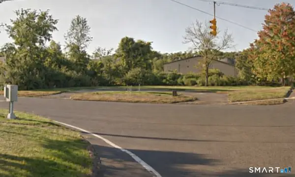 395 Hartford Turnpike, Vernon, CT 06066