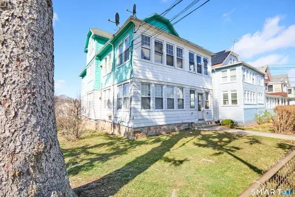 203-207 Wayne Street, Bridgeport, CT 06606