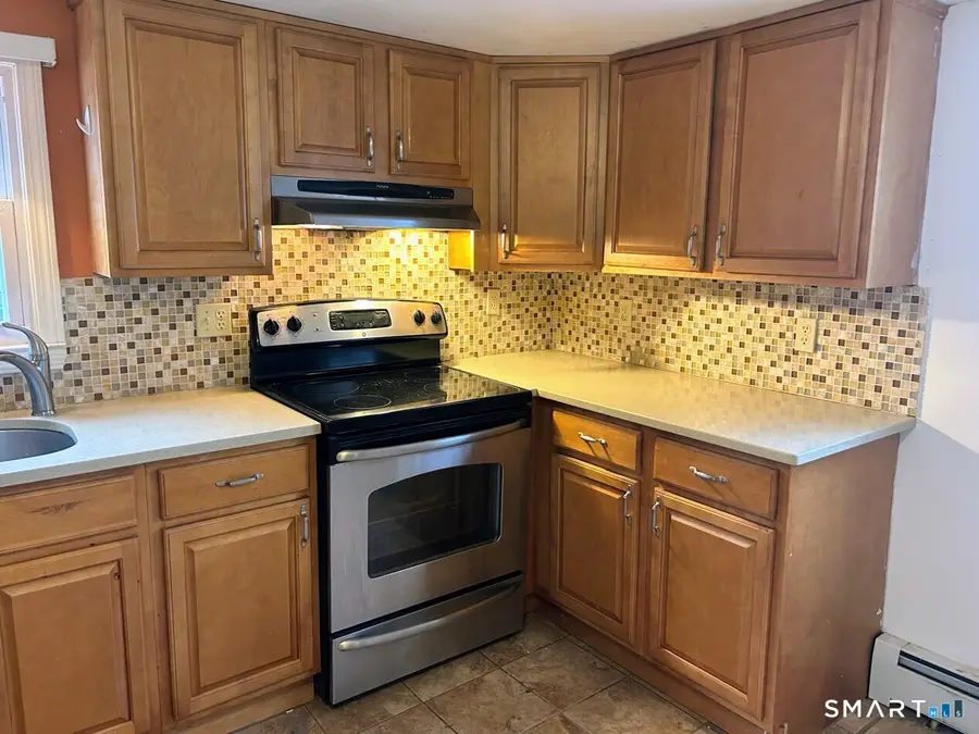 76 Bigelow Street, Manchester, CT 06040 - #3