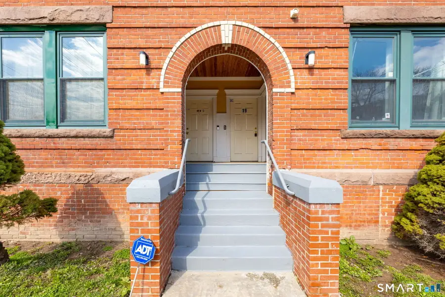 19 Edgewood Street, Hartford, CT 06112 - #2