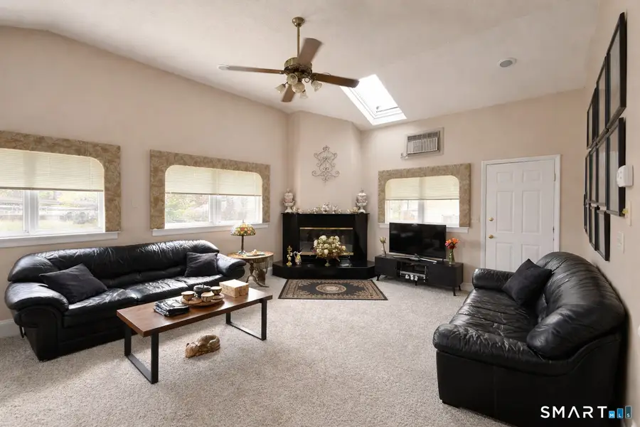 3 Seventh Street, Newington, CT 06111 - #3