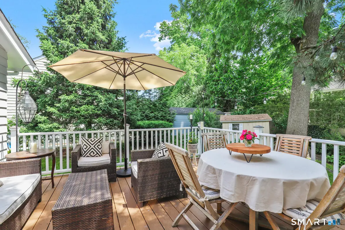 8 Willow Lane, Old Greenwich, CT 06870 - #1