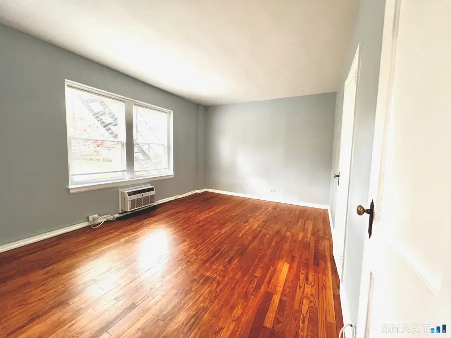 124 Woodside Green #1D, Stamford, CT 06905 - #2