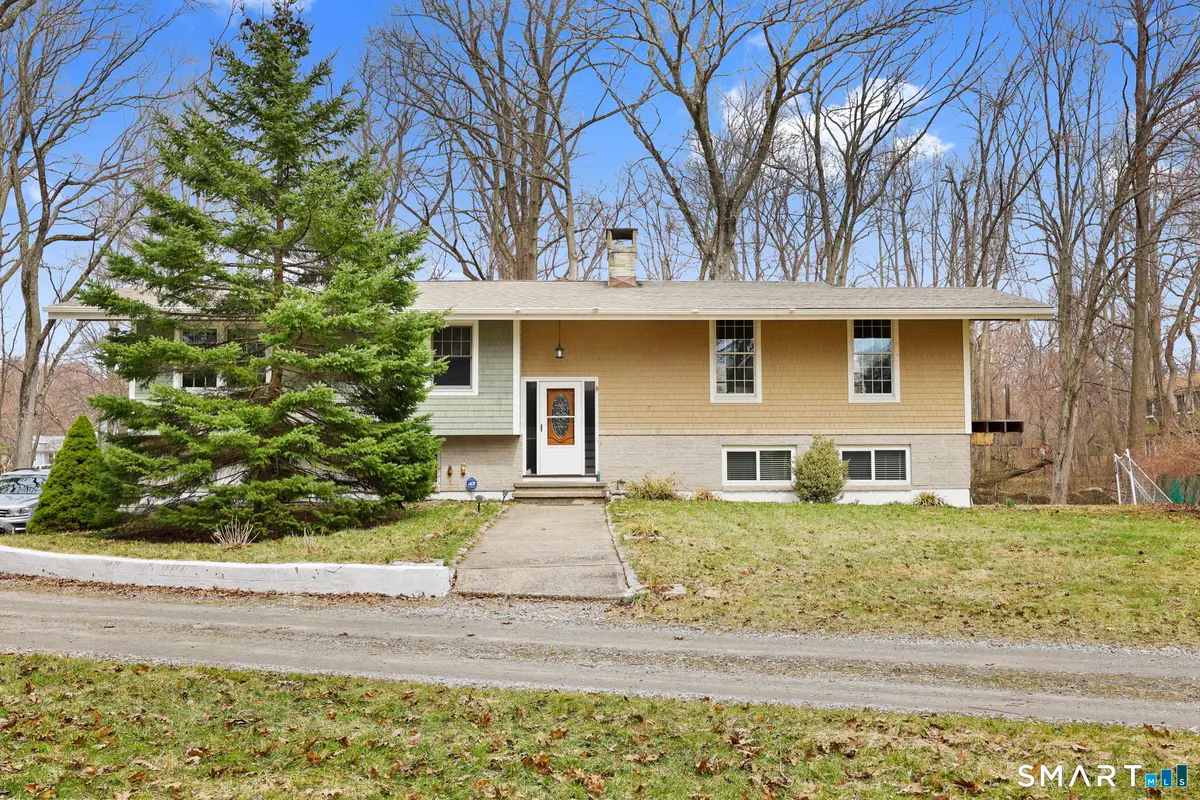 36 North Street, Trumbull, CT 06611 - #1