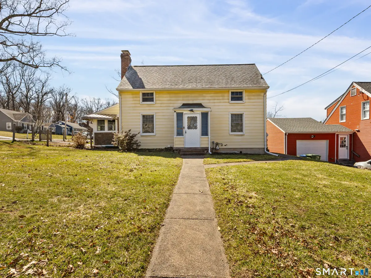 39 Lincoln Avenue, Wallingford, CT 06492 - #1