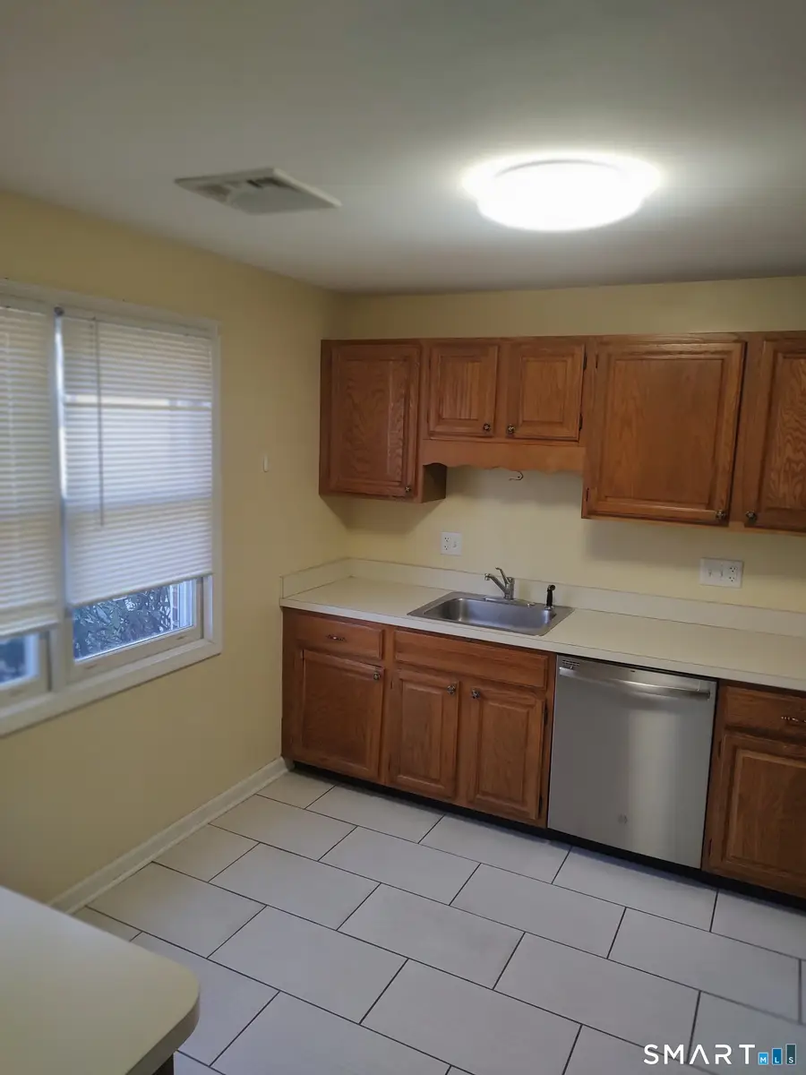 1400 Hartford Turnpike #5, North Haven, CT 06473 - #2