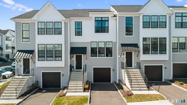 23 East Cross Trail #23, Danbury, CT 06810