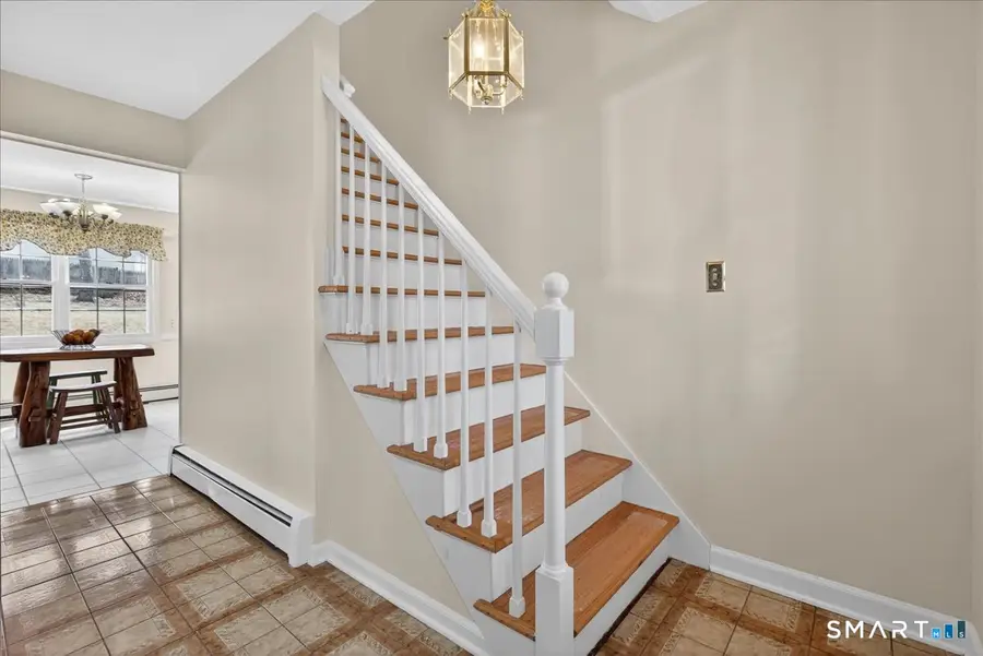 15 Oak Hollow Road, Branford, CT 06405 - #2