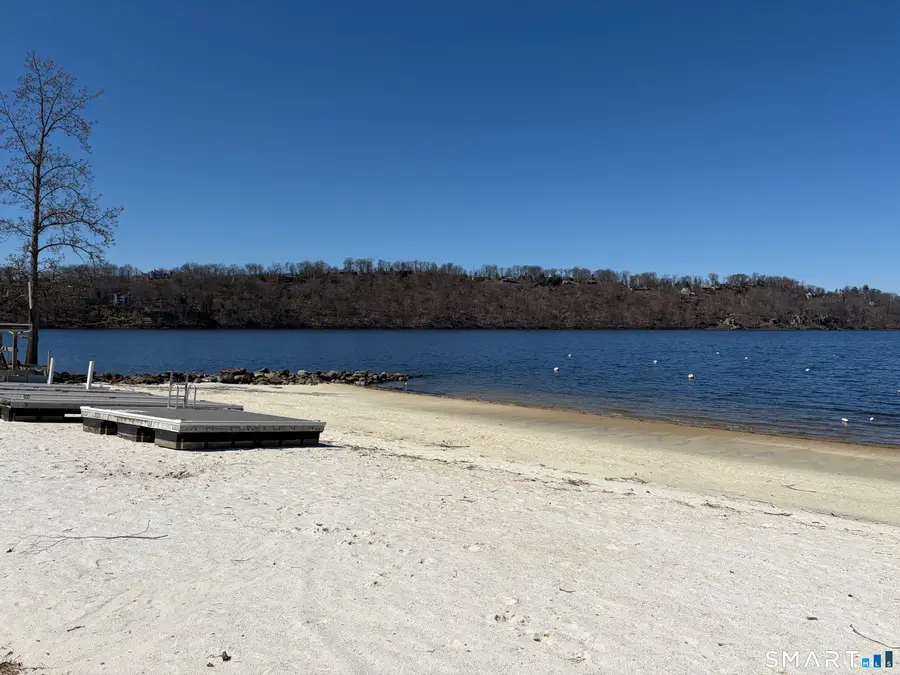 31 Mountain View Drive, Brookfield, CT 06804 - #3