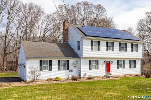 33 Valerie Court, Hamden, CT 06514