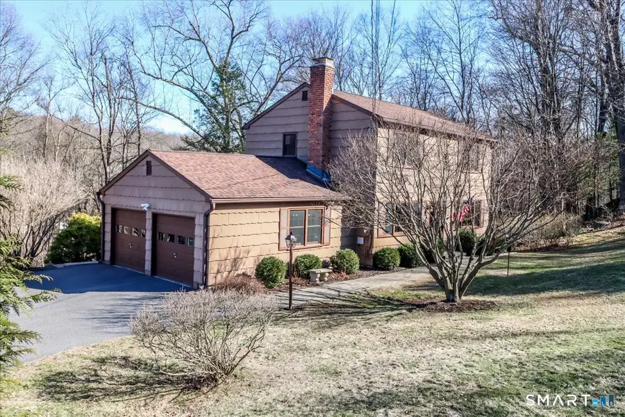 11 Willow Road, New Milford, CT 06776 - #2