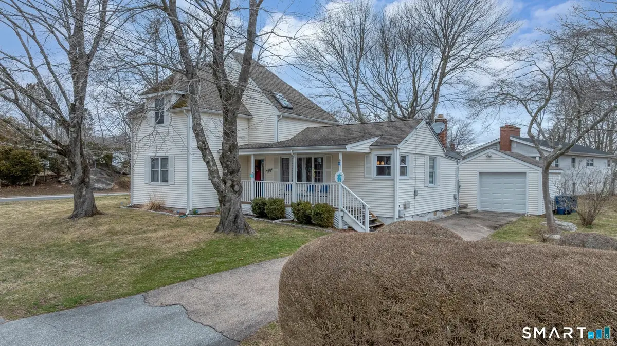 45 Ridgewood Avenue, Waterford, CT 06385 - #1