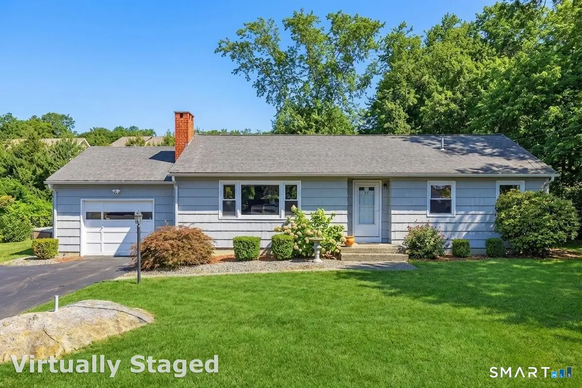 43 Park Place, Niantic, CT 06357 - #1