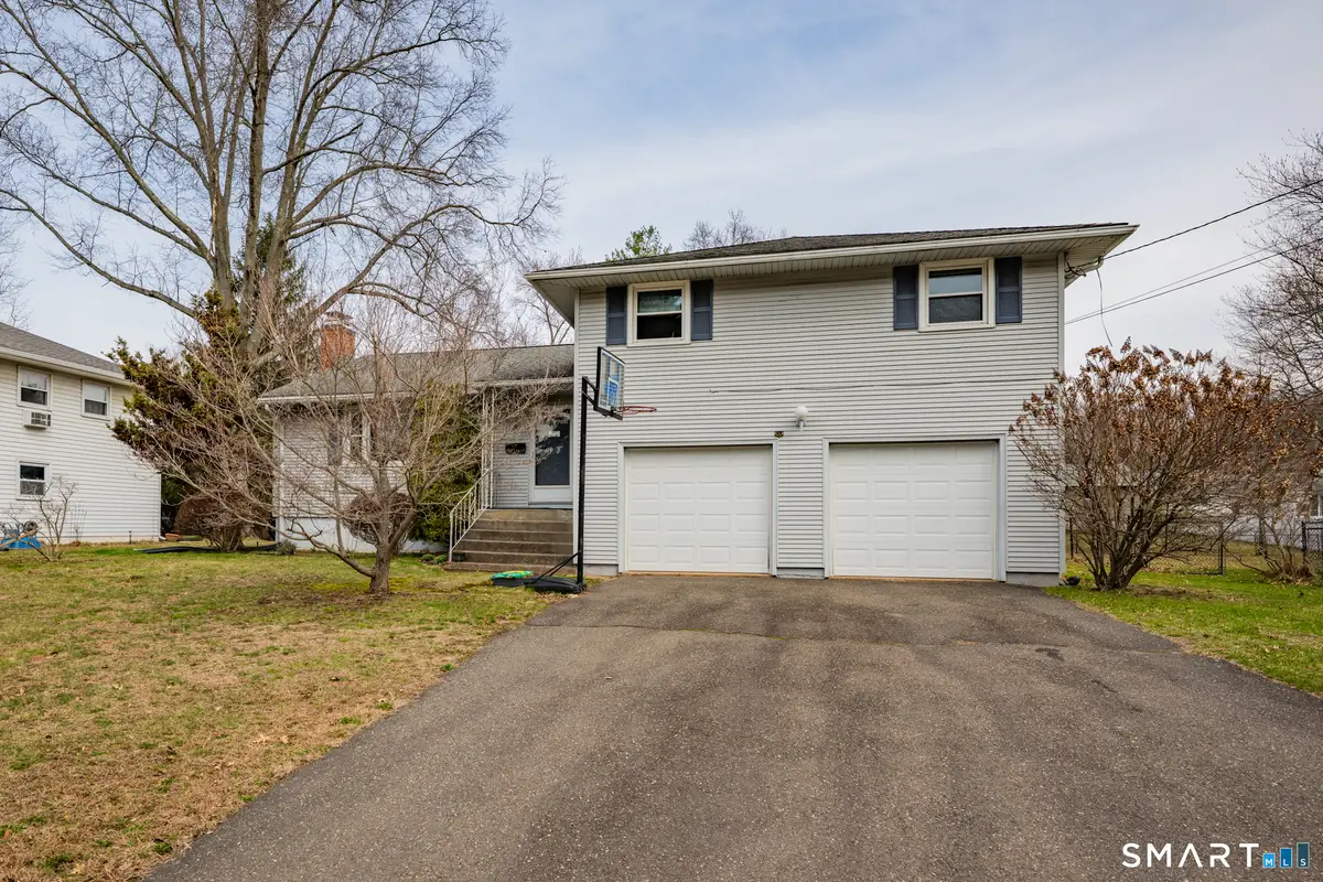 38 Portage Road, West Hartford, CT 06117 - #1