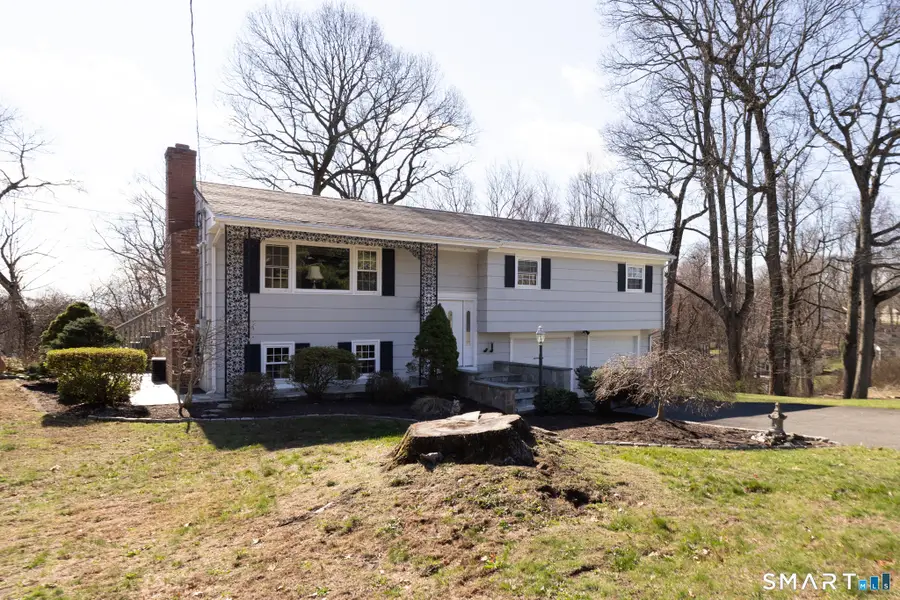 100 Oakridge Road, Trumbull, CT 06611 - #3