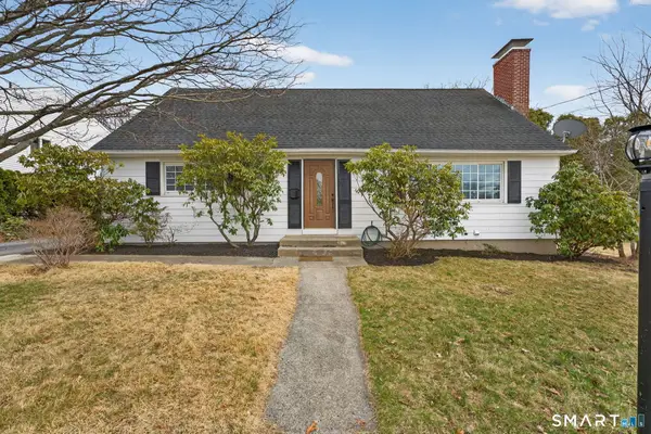 36 Westridge Road, New London, CT 06320