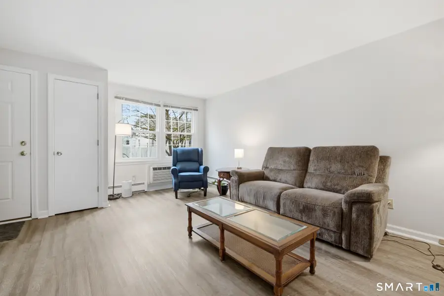 36 Grove Street #E, Manchester, CT 06042 - #3