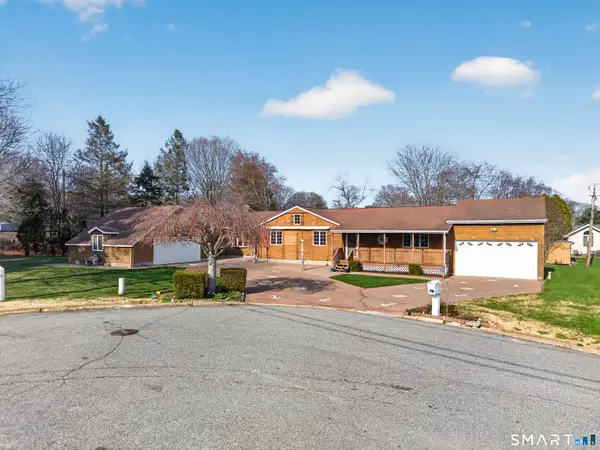 21 Gun Shot Road, Waterford, CT 06385