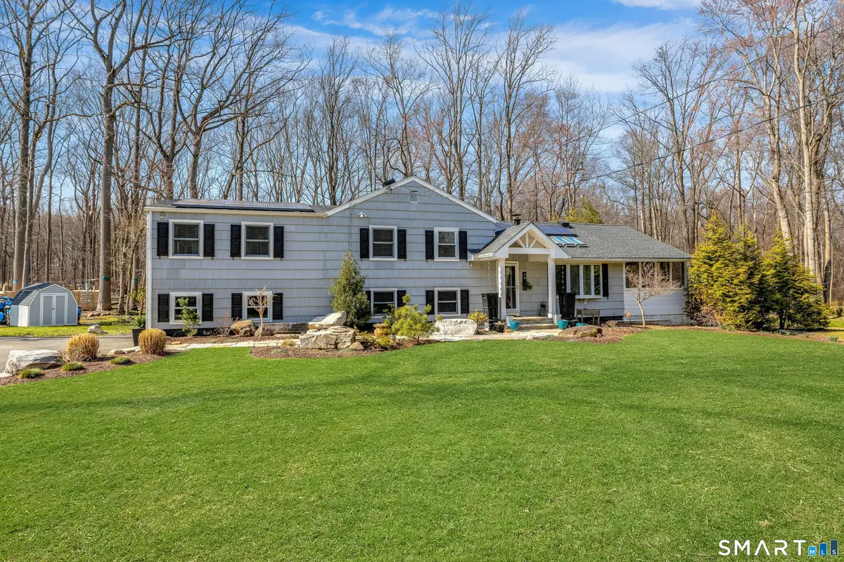 19 Half Mile Common, Westport, CT 06880 - #1