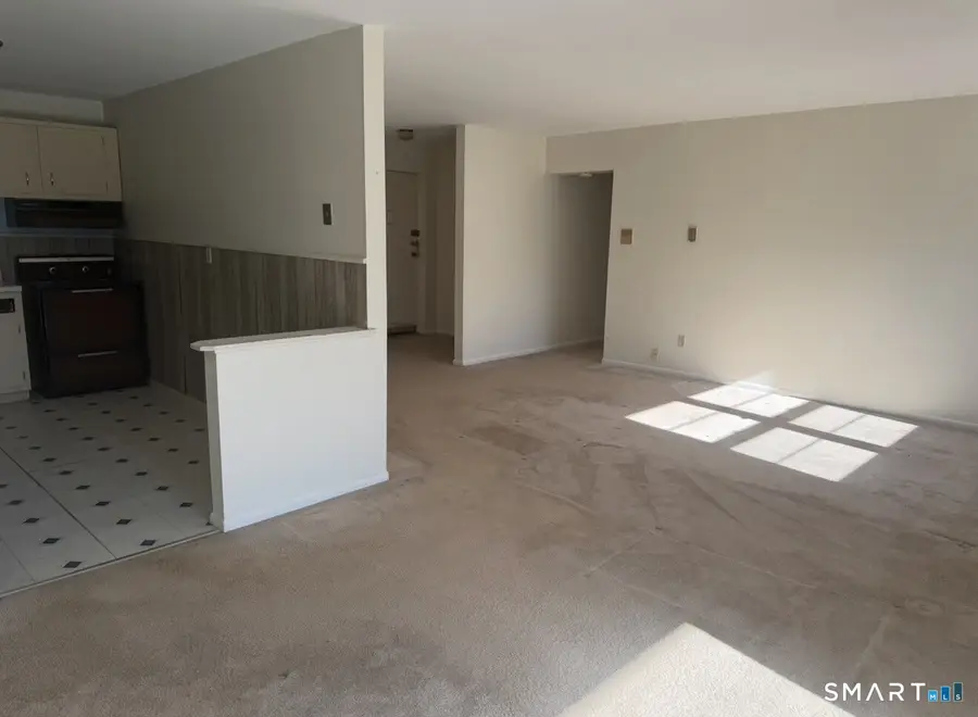 308 Meadowside Road #305, Milford, CT 06460 - #2