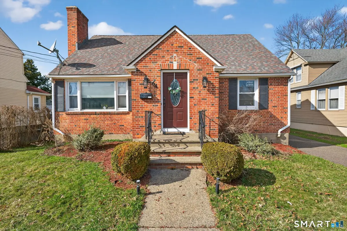 64 Cromwell Street, Hartford, CT 06114 - #1