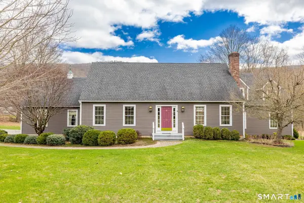 15 Studio Hill Circle, Kent, CT 06757