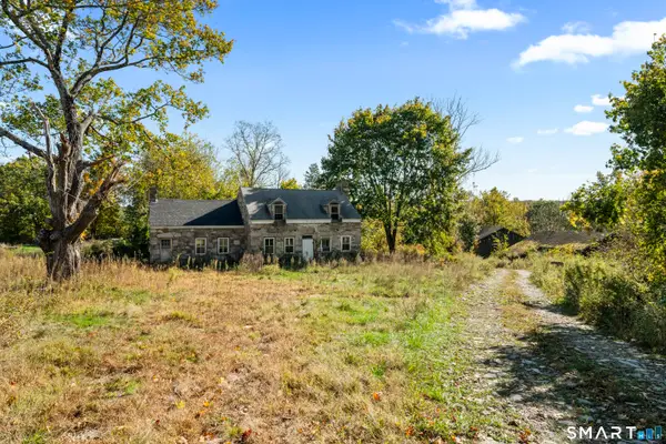 100 Hubbard Hill Road, Killingly, CT 06239