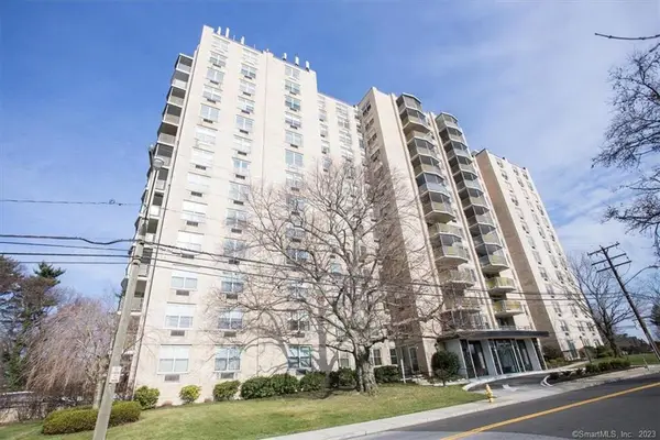 1 Strawberry Hill Court #2C, Stamford, CT 06902