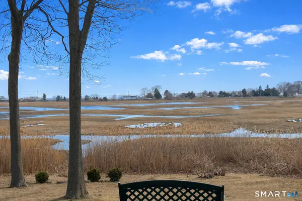 33 Briarwood Drive, Old Saybrook, CT 06475