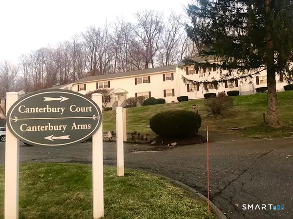 36 Canterbury Arms #36, New Milford, CT 06776