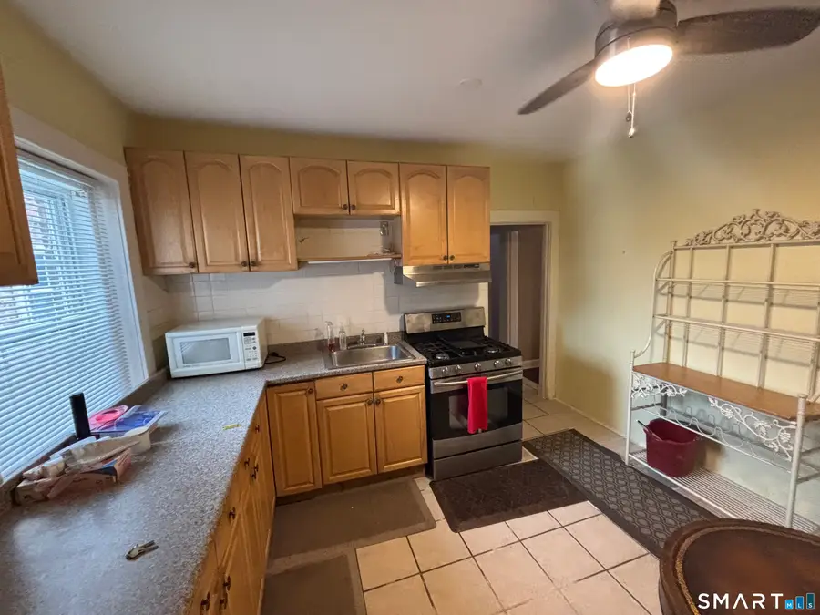 566 Wilmont Avenue, Bridgeport, CT 06607 - #3