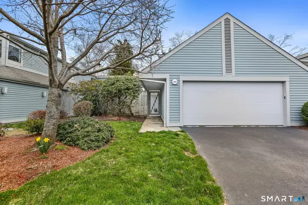 104 Harvest Commons #104, Westport, CT 06880