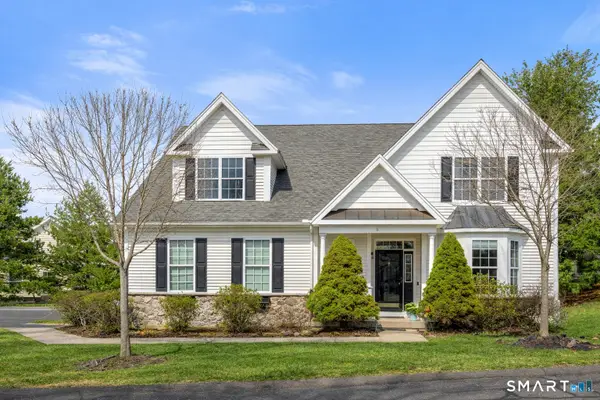 6 Brookside Drive #6, Middlebury, CT 06762