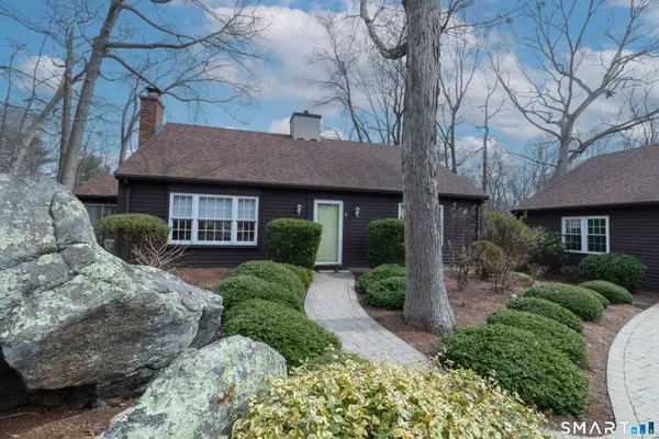 6 Ladshaw Drive #6, Madison, CT 06443