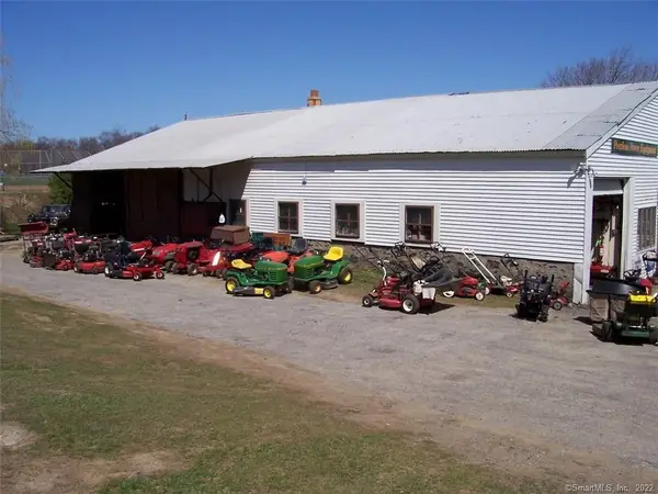 52 Gillotti Road, New Fairfield, CT 06812