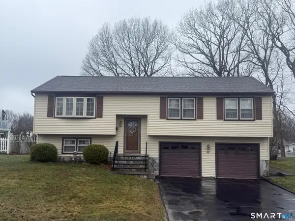 11 Woodmere Road, Waterbury, CT 06705