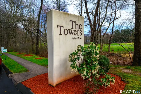 96 Putter Drive #510N, Wallingford, CT 06492