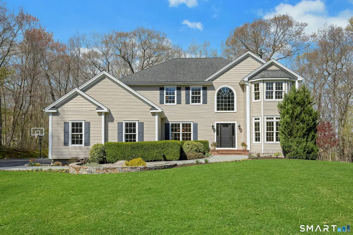 6 Hoseye Coach Road, Newtown, CT 06482 - #1