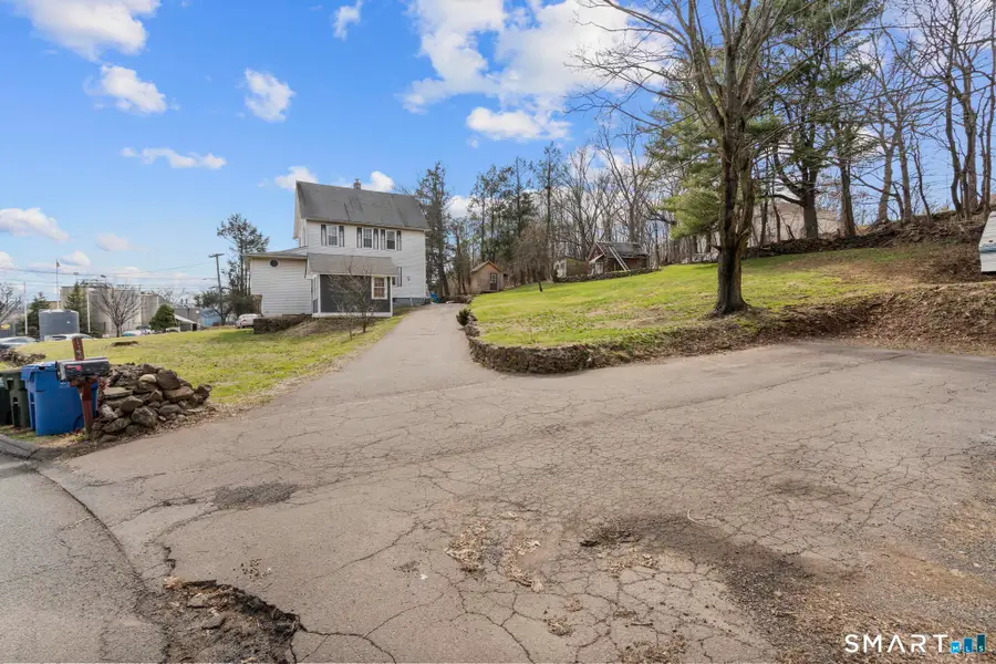 142 Gracey Avenue, Meriden, CT 06451 - #3