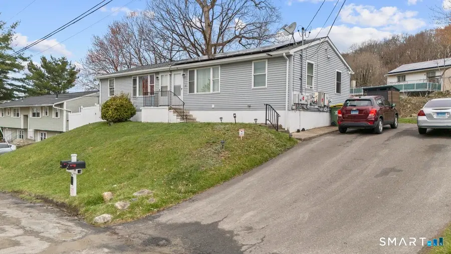 15 Spread Oak Lane, Waterbury, CT 06704 - #2