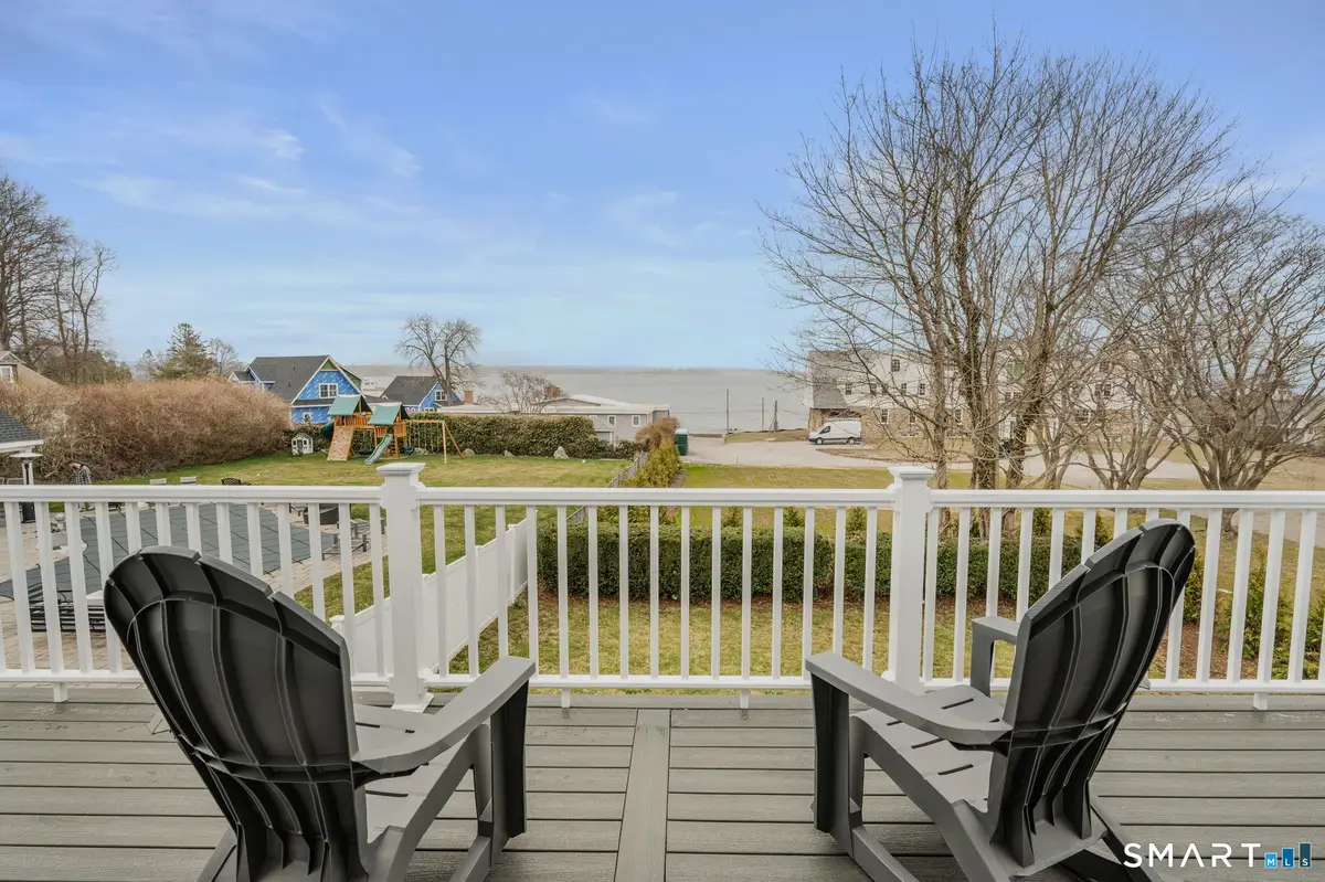 1092 Ocean Avenue, New London, CT 06320 - #1