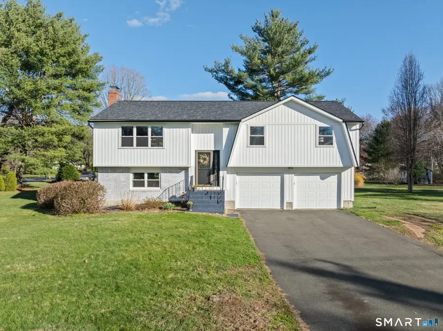 92 Laurel Lane, Simsbury, CT 06070 - #2