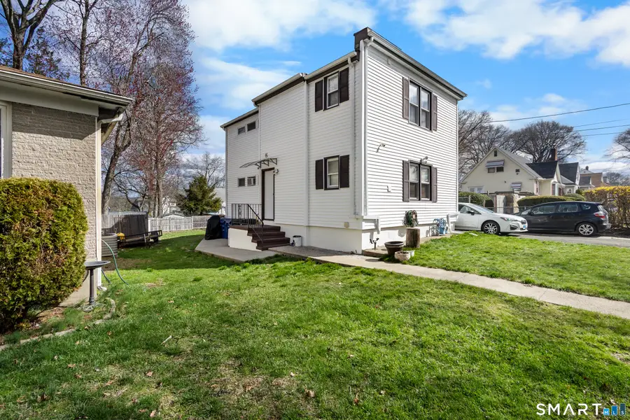 61 Hillside Street, West Haven, CT 06516 - #3