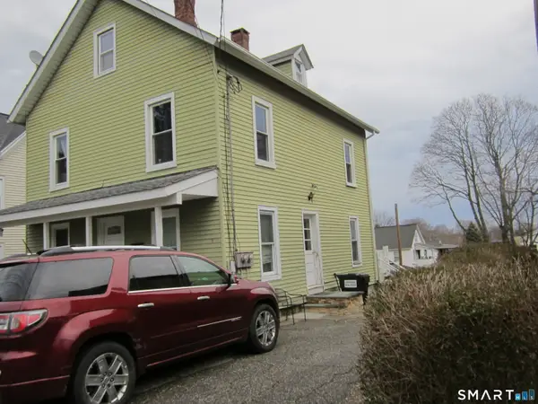 15 Mallory Street, Danbury, CT 06810