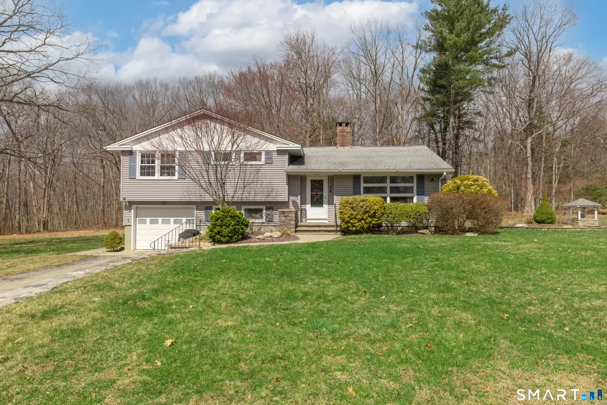 6 West Highland Road, Mansfield, CT 06250 - #1