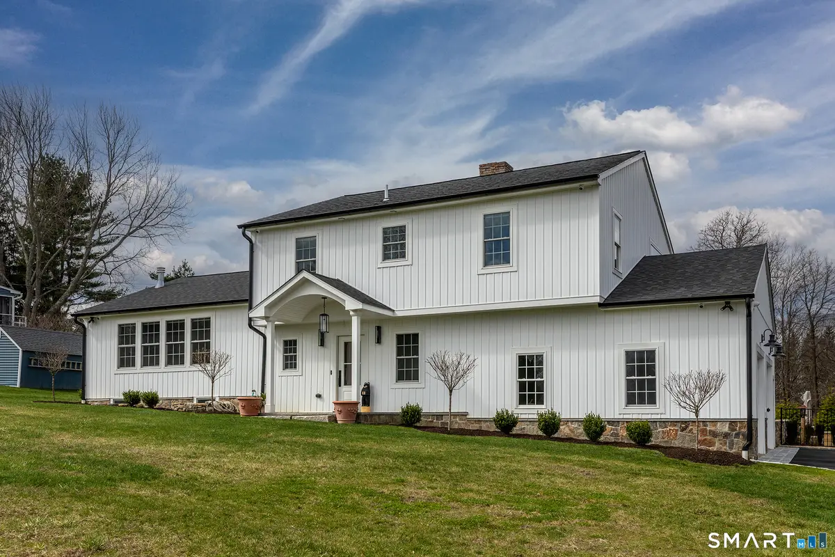 4 Governors Lane, Bethel, CT 06801 - #1